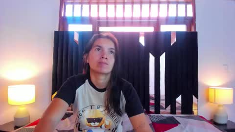 soffy and mia online show from 15, 10, 2025