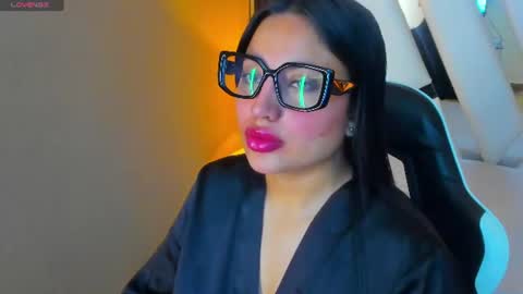 Snapshot of soffy_foxxy chatting on 7, 7, 2026 soffy_foxxy online show from 7, 7, 2026