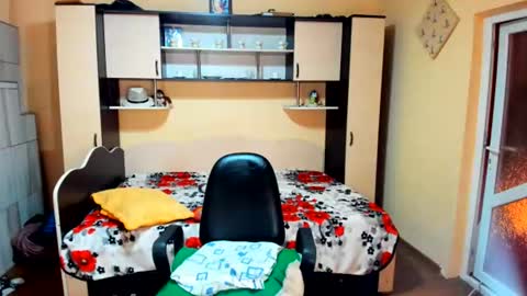 Snapshot of soffy_skye chatting on 26, 6, 2026 Soffy online show from 26, 6, 2026