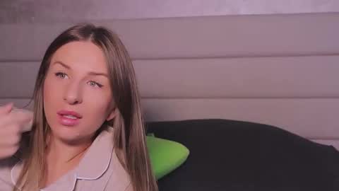 soffyasi online show from 12, 11, 2025