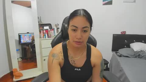 Snapshot of sofhya_jay9 chatting on 4, 3, 2025 Evainked online show from 4, 3, 2025