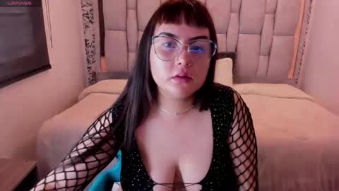 Snapshot of sofi_blake_ chatting on 11, 5, 2026 SOFI BLAKE online show from 11, 5, 2026