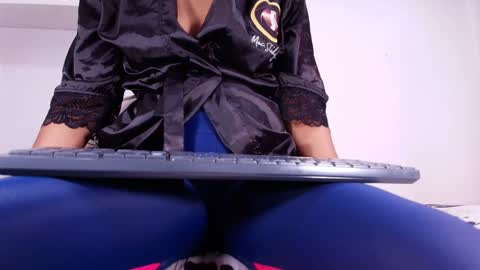 Sofia online show from 22, 1, 2025