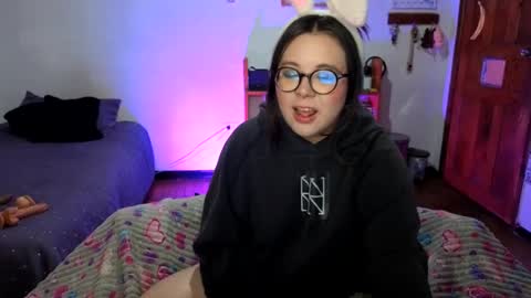Snapshot of sofi_lynch chatting on 10, 7, 2026 Sofi Lynch online show from 10, 7, 2026