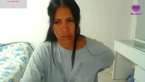 sofia vene  online show from 17, 11, 2025