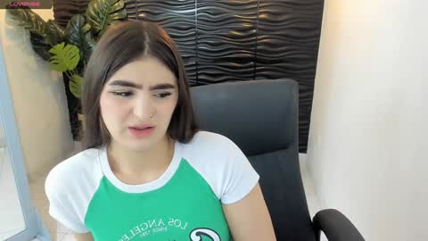 Skarlett online show from 11, 1, 2025