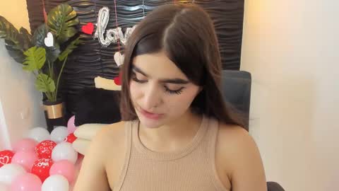 Skarlett online show from 13, 2, 2025