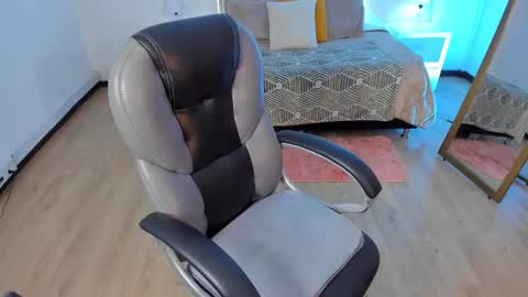 sofia_collen_ online show from 22, 10, 2025