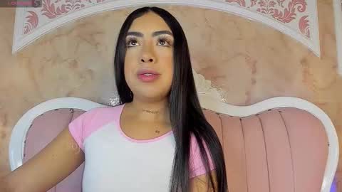 Snapshot of sofia_fantasyy chatting on 18, 9, 2025 Sofia fantasyy Online 0700 to 1400 gmt-5 online show from 18, 9, 2025