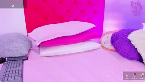 Snapshot of sofia_girl_ chatting on 11, 1, 2025 SOFIA online show from 11, 1, 2025