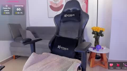 Snapshot of sofia_jones2 chatting on 5, 3, 2026 Sofia Jo IG sofisj023 online show from 5, 3, 2026