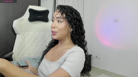 Snapshot of sofia_mendez01 chatting on 17, 1, 2025 SofiONLYFANS sofia storm  online show from 17, 1, 2025
