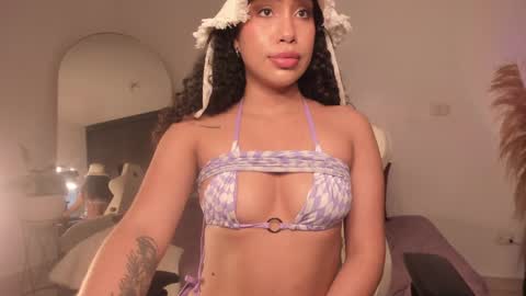 Snapshot of sofia_mendez01 chatting on 8, 2, 2025 SofiONLYFANS sofia storm  online show from 8, 2, 2025