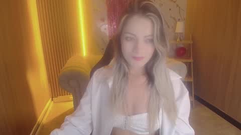 Snapshot of sofia_nova_tf chatting on 19, 2, 2026 sofi online show from 19, 2, 2026