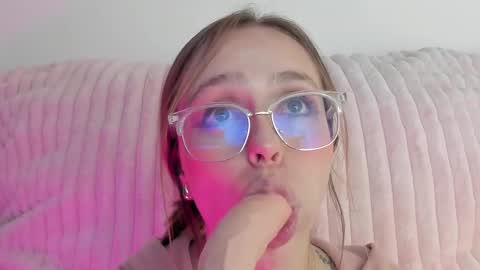 Snapshot of sofia_palacios_ chatting on 9, 2, 2025 online show from 9, 2, 2025