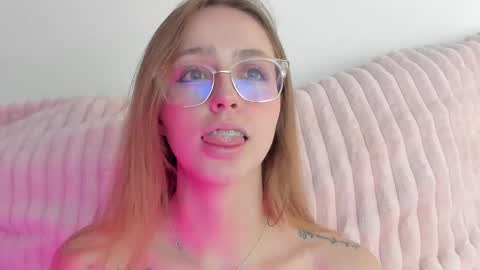 Snapshot of sofia_palacios_ chatting on 15, 2, 2025 online show from 15, 2, 2025