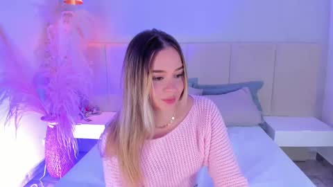 SOFIA PAMELA online show from 7, 3, 2025