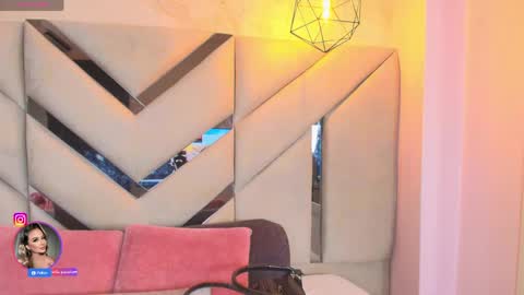   online show from 18, 5, 2026