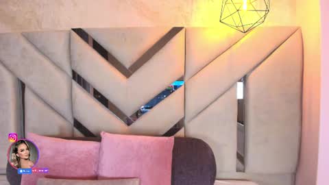 Snapshot of sofia_pamela_ chatting on 10, 7, 2026 online show from 10, 7, 2026