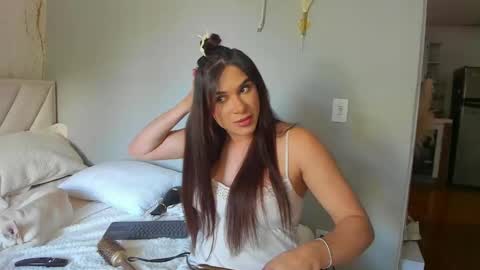 Snapshot of sofia_rivers_ chatting on 2, 3, 2025 sofia_rivers_ online show from 2, 3, 2025