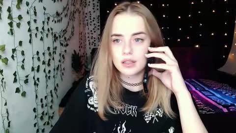 sofia_rosemary online show from 14, 10, 2025