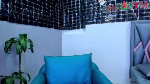 Sofa online show from 16, 12, 2025