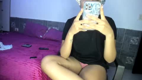 Snapshot of sofiacandy17 chatting on 19, 1, 2025 Danna Sofia online show from 19, 1, 2025