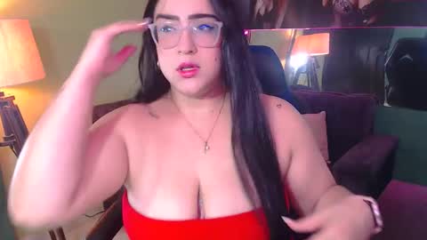 Snapshot of sofiadavis_23 chatting on 21, 10, 2025 SOFIA online show from 21, 10, 2025
