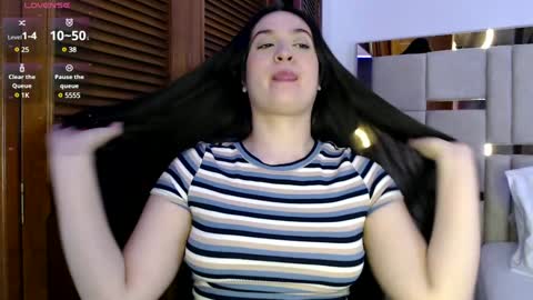 Snapshot of sofiaduque_26 chatting on 12, 1, 2025 sofiaduque_26 online show from 12, 1, 2025