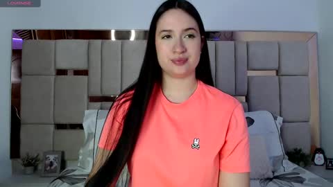Snapshot of sofiaduque_26 chatting on 5, 3, 2025 sofiaduque_26 online show from 5, 3, 2025
