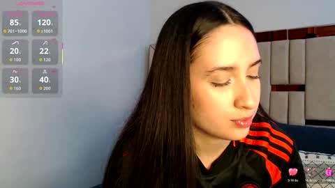 sofiaduque_26 online show from 25, 2, 2026