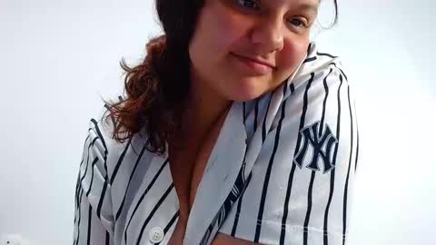 sofiamooon_ online show from 25, 2, 2026