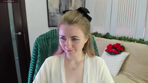 Snapshot of sofiangelaa chatting on 21, 12, 2025 Sofia online show from 21, 12, 2025
