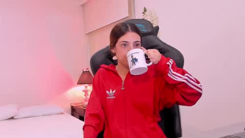 Sofia  Help me reach 5K followers  online show from 15, 2, 2025