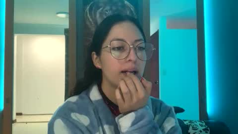 Snapshot of sofiawhite3 chatting on 7, 1, 2026 Sofi online show from 7, 1, 2026