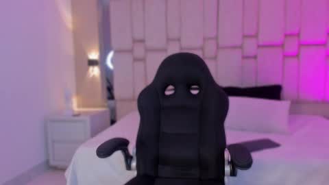  sofie  online show from 5, 3, 2026