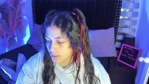 Snapshot of sofiia_rubb chatting on 8, 1, 2025 Sofia online show from 8, 1, 2025