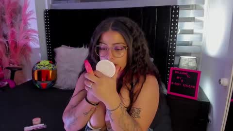 Snapshot of sofiia_rubb chatting on 7, 2, 2025 Sofia online show from 7, 2, 2025