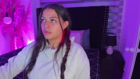 Snapshot of sofiia_rubb chatting on 3, 3, 2025 Sofia online show from 3, 3, 2025