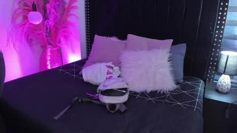 Snapshot of sofiia_rubb chatting on 5, 3, 2025 Sofia online show from 5, 3, 2025