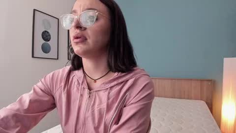 Snapshot of sofiiagudelo chatting on 26, 2, 2025 Sofi agudelo online show from 26, 2, 2025