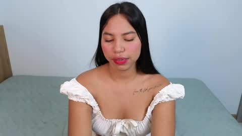 Snapshot of sofimiel chatting on 18, 5, 2026 Sofa online show from 18, 5, 2026