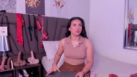      online show from 16, 10, 2025