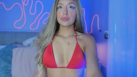 Snapshot of sofly_s chatting on 10, 10, 2025 Sofi online show from 10, 10, 2025