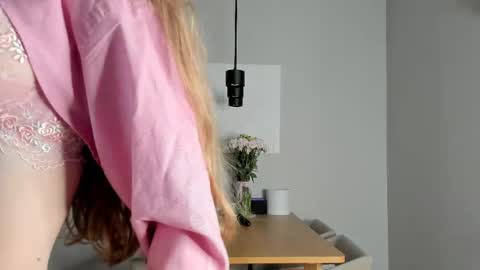 kitty katy online show from 25, 4, 2026