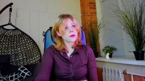 Snapshot of softflame chatting on 27, 11, 2025 softflame online show from 27, 11, 2025