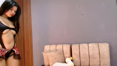 sofy west online show from 21, 12, 2025