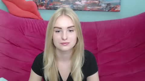 Snapshot of sofysoft chatting on 28, 9, 2025 sofysoft online show from 28, 9, 2025