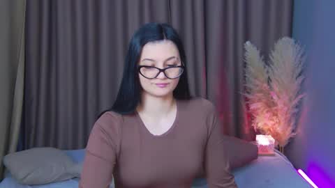 Sonya online show from 6, 4, 2026
