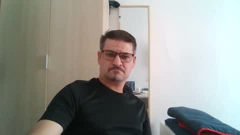 Snapshot of solitariodf2022 chatting on 10, 9, 2025 solitariodf2022 online show from 10, 9, 2025